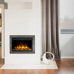 Einbau-Elektrokamin Infinity von Emotion Flame in einer modernen Wandgestaltung mit realistischer orangefarbener Flamme und Holzscheiten